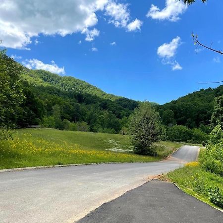 Willa Misty Mountain Retreat Sevierville Zewnętrze zdjęcie